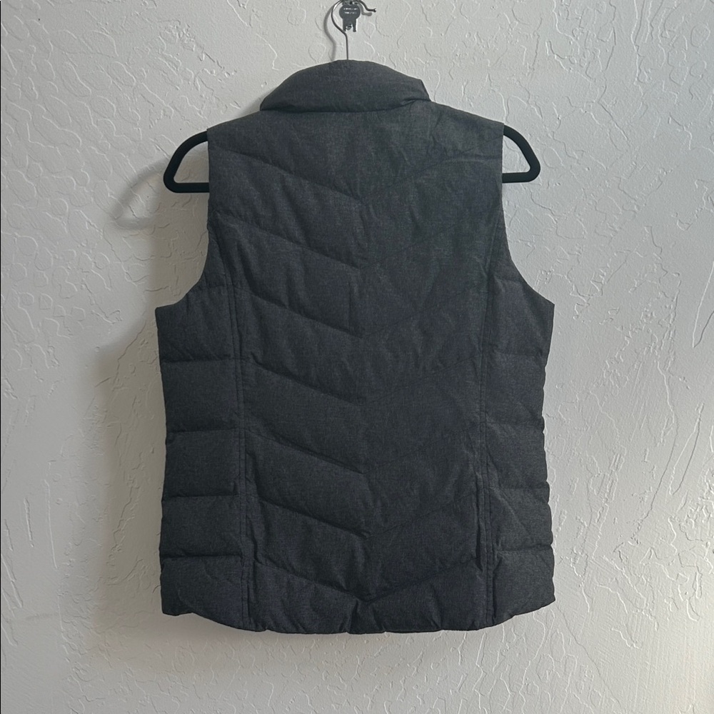Lands' End Women's Charcoal Quilted Vest - Picture 4 of 5